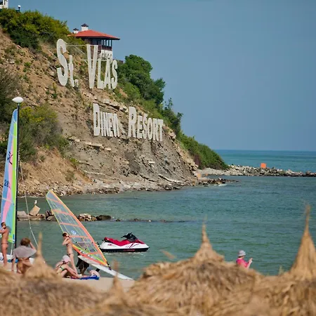 Monastery Seafront Apartment Sveti Vlas